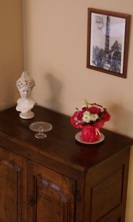 アラス La Cour Des Carmes Bed & Breakfast エクステリア 写真